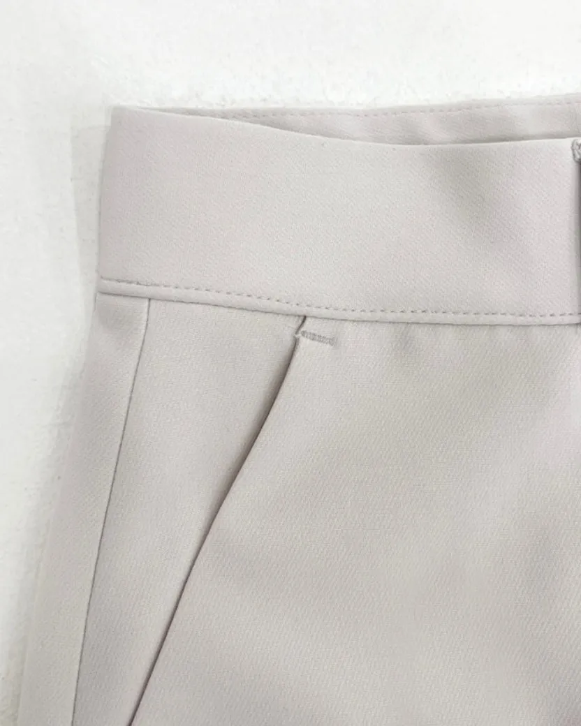 [ Pre- Order ] Stretchy Flared Pants