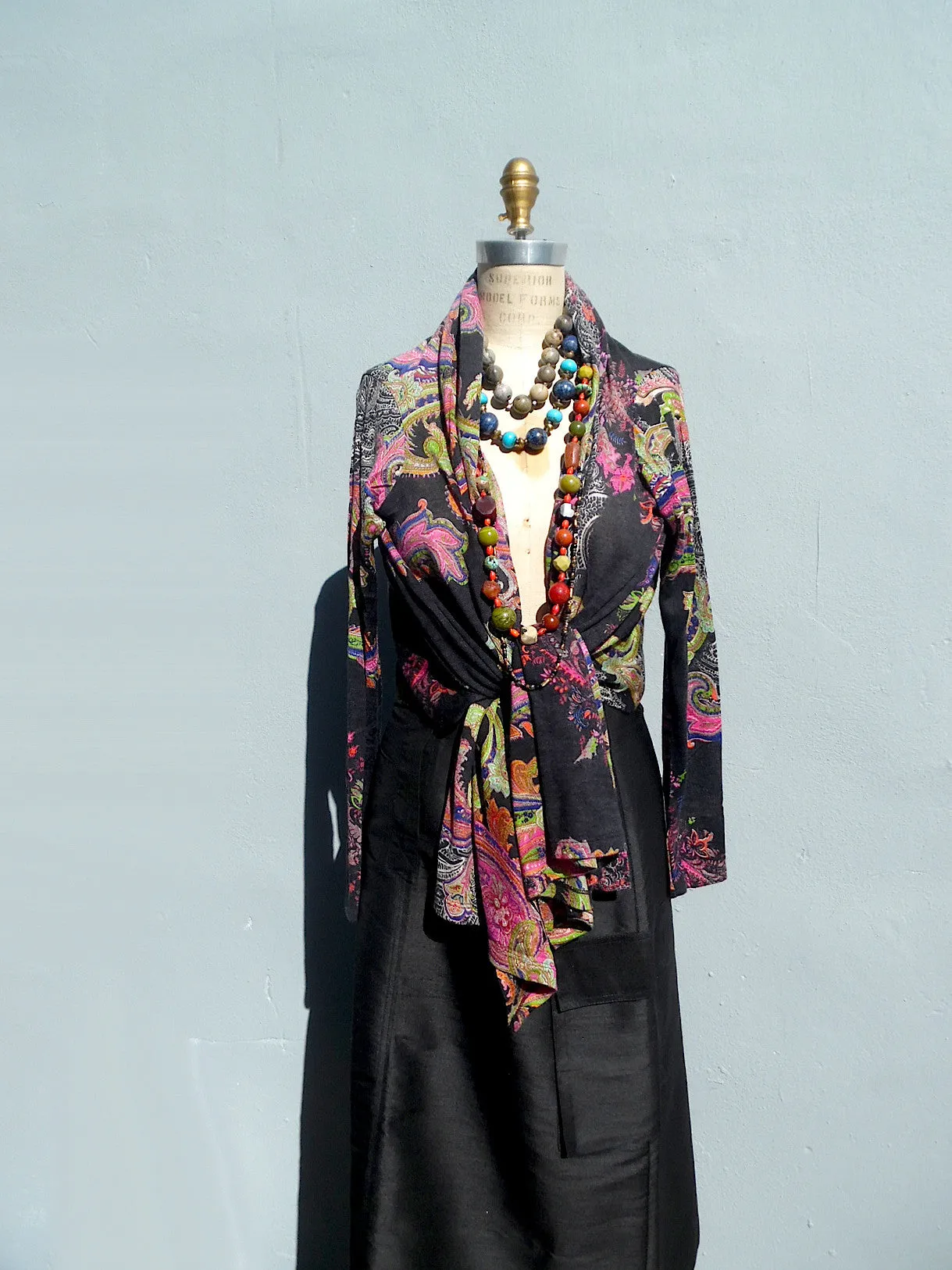 Cardigan Silk And Cashmere Paisley Black And Bright