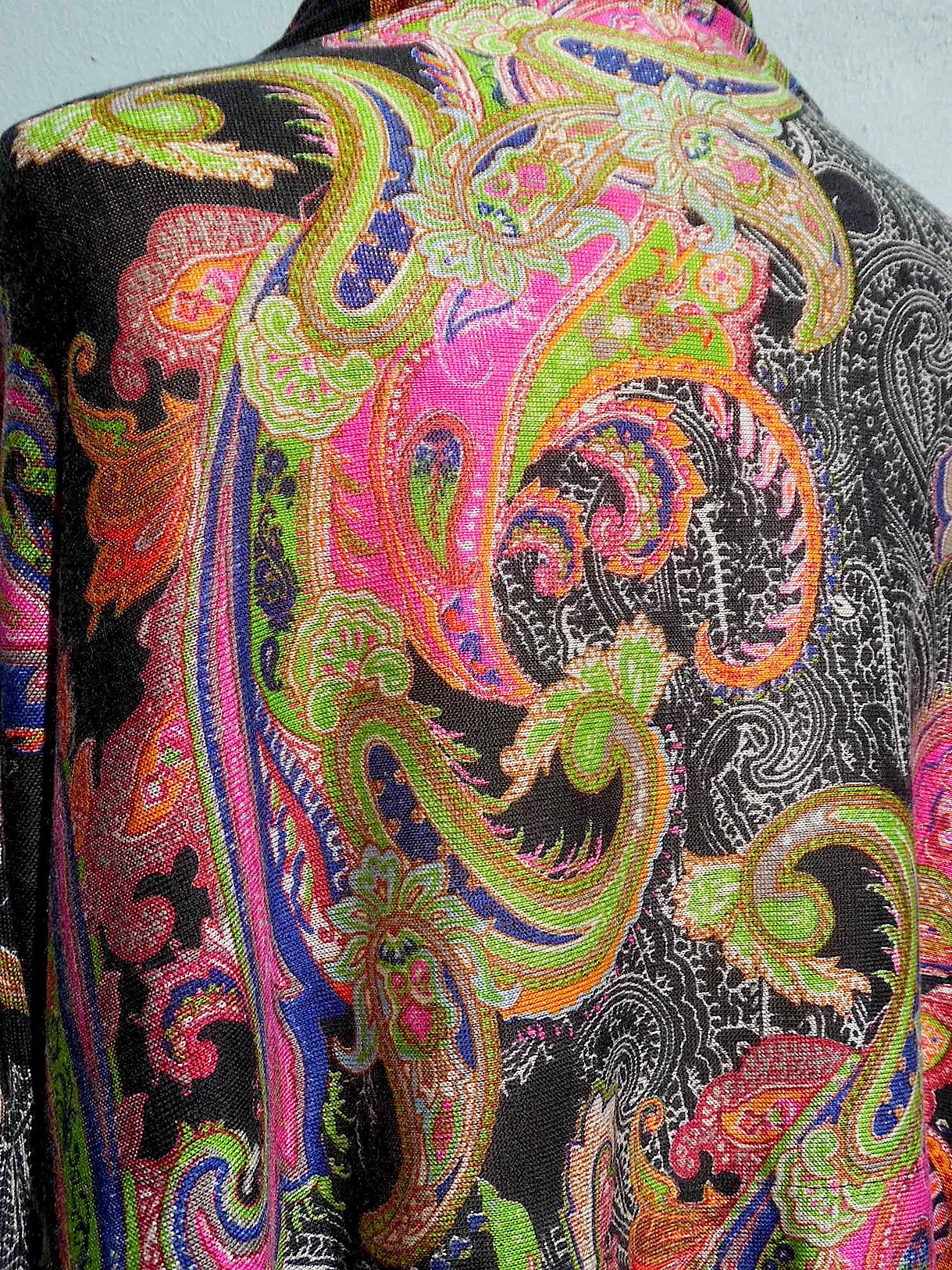 Cardigan Silk And Cashmere Paisley Black And Bright