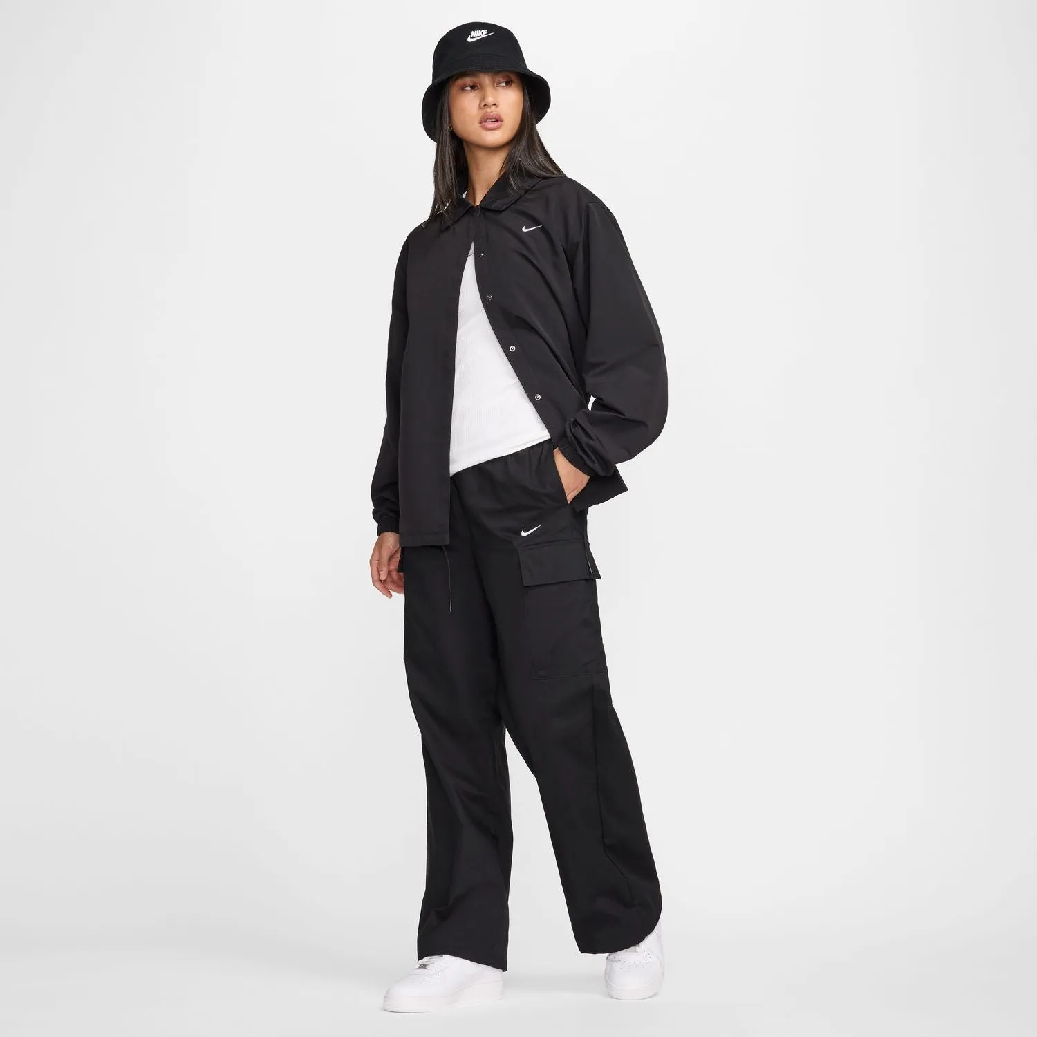 Esssential MR Woven Cargo Pant - Womens