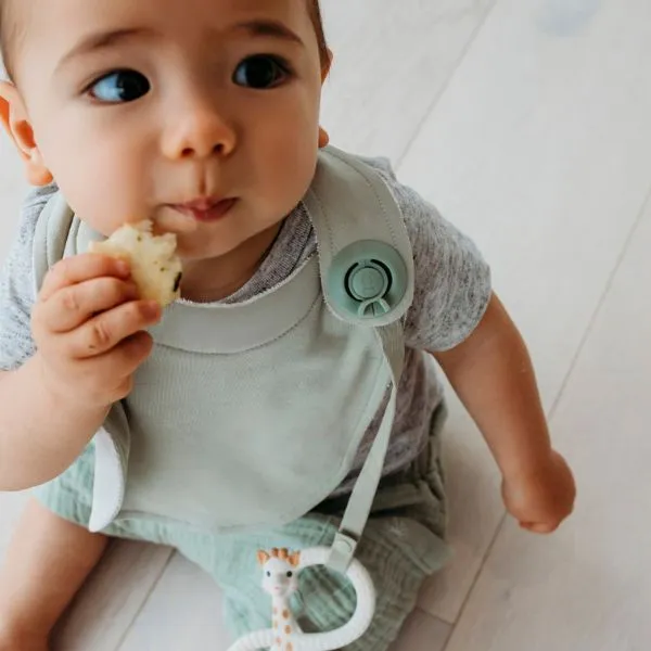 Gigi One Handed Teething Bib - Sage