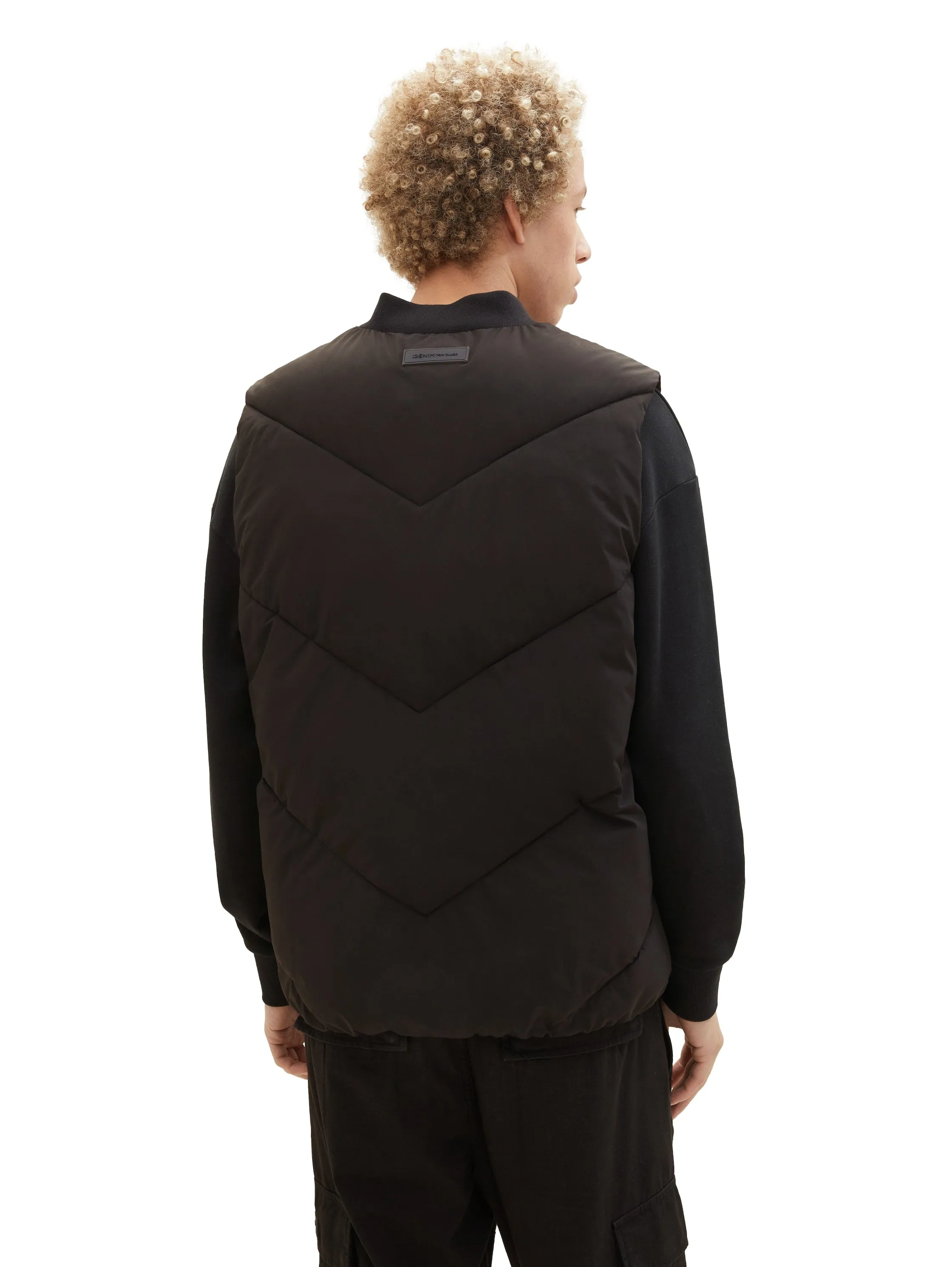 PUFFER VEST