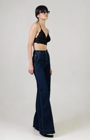 The Beyond Wide Leg Jeans - Dark Wash