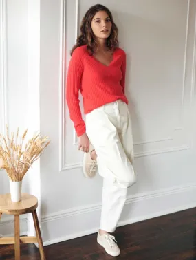 White   Warren - Cashmere Ribbed Stitch V Neck Sweater in Candy Red